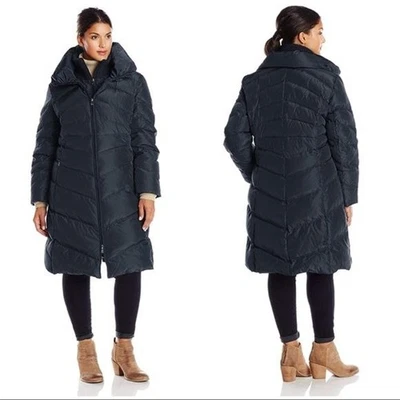 Abrigo acolchado negro Jessica Simpson talla 1X Foto 1 de 4