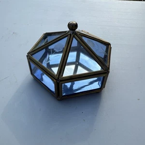 Vitrina caja baratija de mesa de vidrio grabado de latón Via Vermont México - Imagen 1 de 7