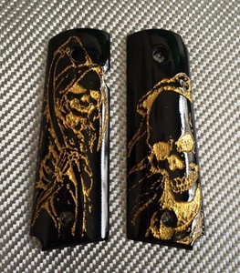 Arte de calavera dorada sobre empuñaduras de resina negra para COLT KIMBER 1911 tamaño completo - Imagen 1 de 6