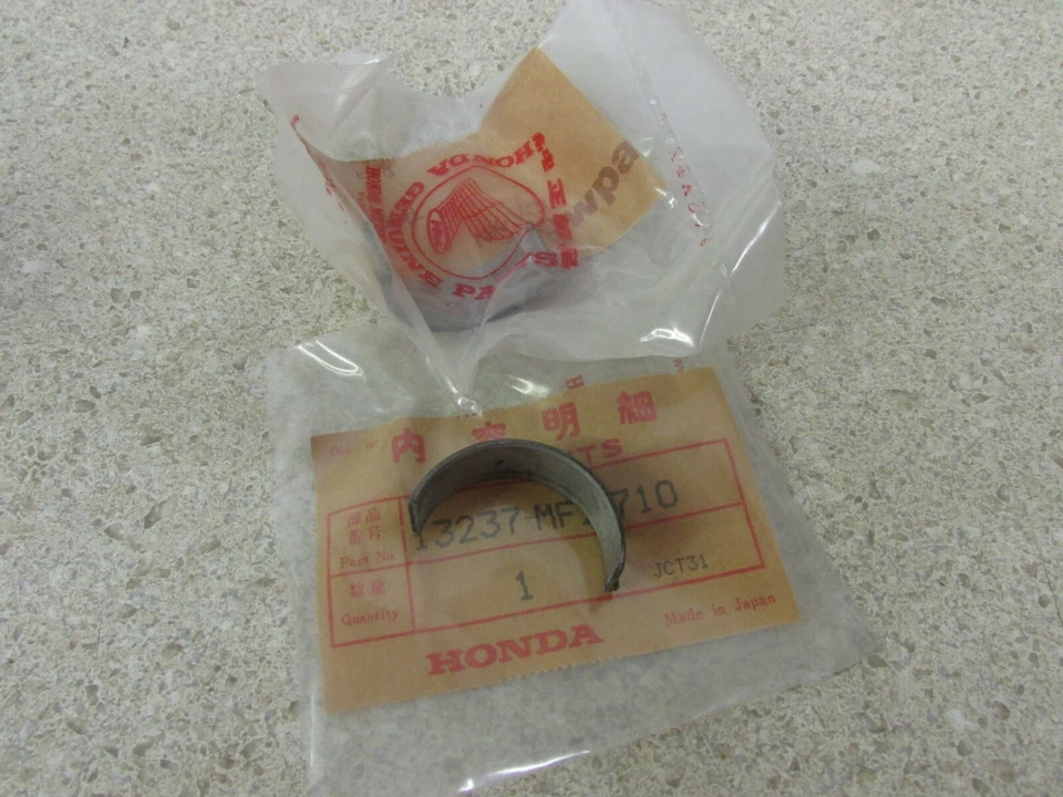 NOS 86 HONDA VF500F INTERCEPTOR 500 OEM CONNECTING ROD BEARINGS D 13237-MF2-710 - Изображение 1 из 1