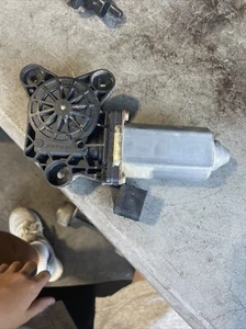 00-06 Mercedes-Benz W220 S55 OEM Rear Left LH Driver Side Window Regulator Motor - Picture 1 of 3