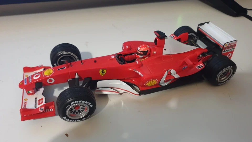 Hot Wheels Ferrari F2003-GA 1/18 M.Schumacher - CHECK DESCRIPTION - Immagine 1 di 1