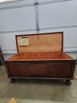 Vintage Art Deco Cavalier Cedar Chest - Image 1 of 4