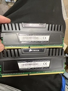 Corsair Vengeance 8GB (2x4GB) DDR3 1600 Desktop Memory CMZ8GX3M2A1600C9 - Picture 1 of 2