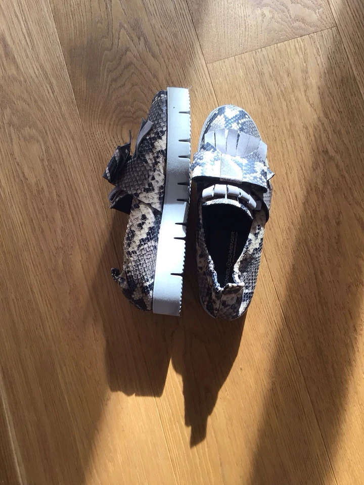 Kennel Schmenger  40 Python Slipper - Bild 1 von 3