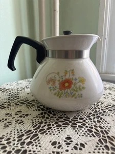 Vintage Corning Ware Wildflowers 6 Cup Teapot W/Lid - Picture 1 of 5