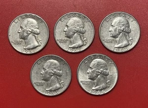 Lot of Five (5) Silver Washington Quarters, Circulated. - Picture 1 of 2