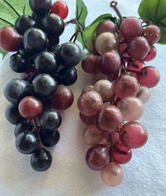 Lote de 2 uvas de borracha vintage pequenas moles cachos de uvas roxas artificiais falsas - Imagem 1 de 4