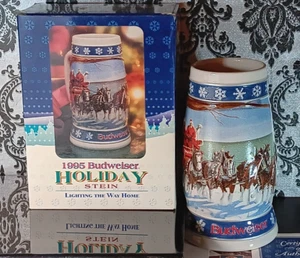 Budweiser Beer Mug Stein 1995 Clydesdale Brew Lighting The Way Home Holiday IOB - Picture 1 of 12