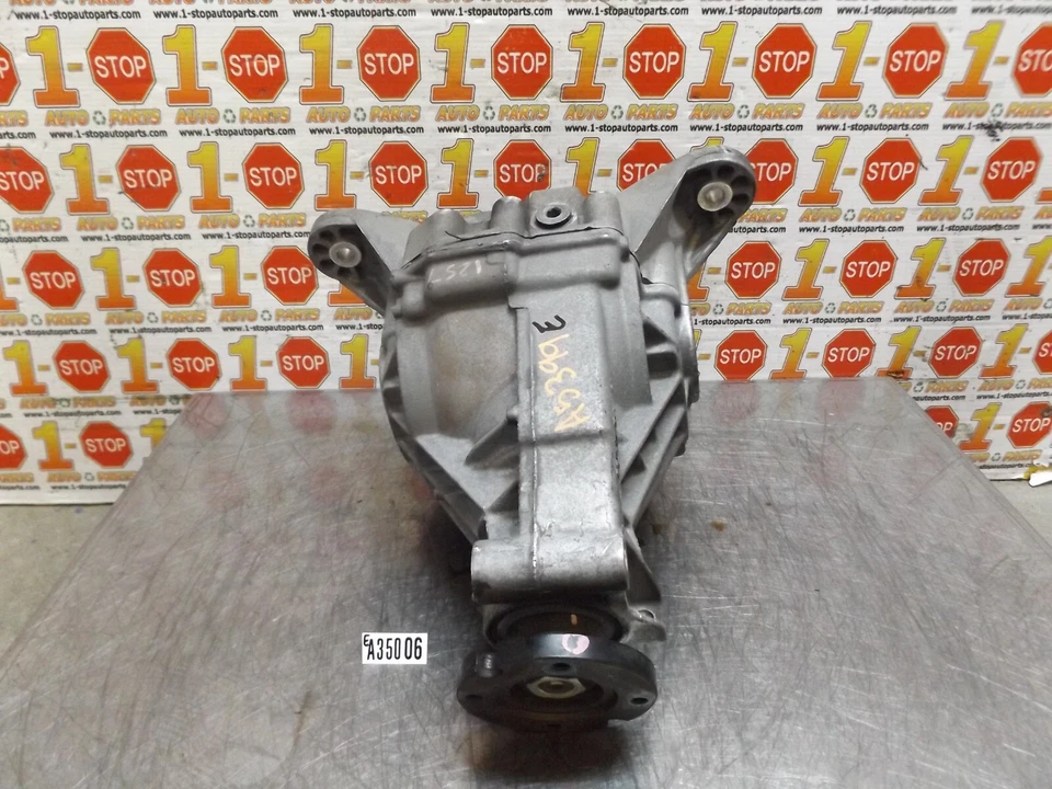 98-03 MERCEDES BENZ ML320  AXLE DIFFERENTIAL CARRIER ASSEMBLY 163-330-01-05 OEM - Image 1 of 4