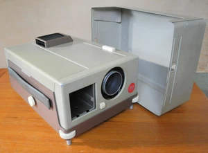 Leitz Wetzlar Leica Pradovit n with Colorplan 90mm lens with remote