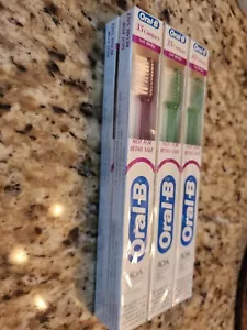 VINTAGE 1988 Oral B 35 Compact Toothbrush Soft Bristles Pack Of 6 New Sealed - Picture 1 of 5