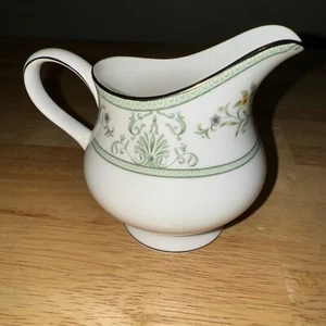 Crema y azucarero de porcelana de hueso estampado floral verde agincourt madera de cuña R 4471 - Imagen 1 de 3