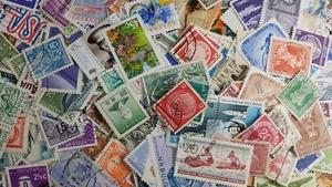 World Kiloware Mixture, 50 grams Off Paper, Approx 500 Stamps, Ideal For Sorters - Picture 1 of 4