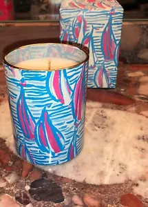 Candela Lilly Pulitzer stampata 8 oz rossa ritorno destro palma spiaggia barca a vela NUOVO - Foto 1 di 7