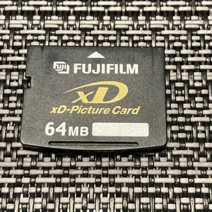 Tarjeta de imagen Fujifilm xD 64 MB tarjeta de memoria para cámara (se adapta a Olympus) PROBADA - Imagen 1 de 4