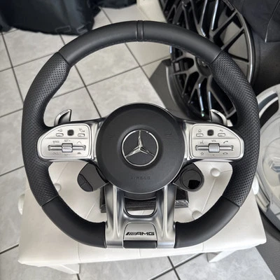 Original AMG Sportlenkrad Lenkrad U88 AMG Driver Unit G63 E63 C63 A45 GT63 Gtr63 - Bild 1 von 4