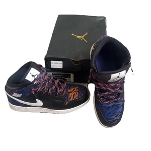 Air Jordan 1 Mid Sneakers SE (GS) Nike Tiger Stripes Size 6Y Shoes W/Box Black - Picture 1 of 21