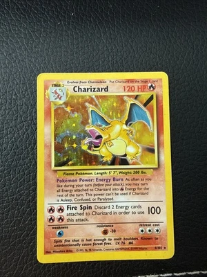 Charizard 004/102 WOTC Base Set Holo - Image 1 of 2