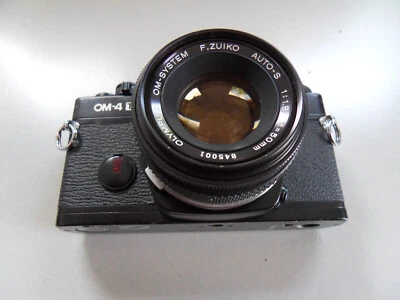 Olympus om 4-TI Black with 50mm 1.8 Lens in near mint condition - Bild 1 von 4
