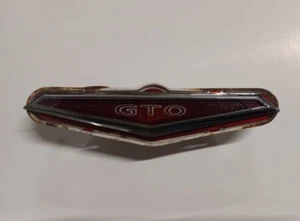 1969 Pontiac GTO Quarter Panel Red Marker Lamp Assembly Nice Original - Picture 1 of 1