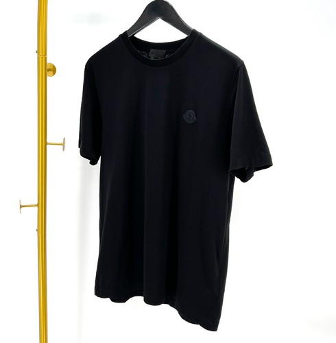 T shirt Moncler nera patch manica corta nera 12345 97889794