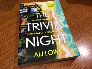 The Trivia Night By Ali Lowe Australian Thriller LARGE PAPERBACK - Picture 1 of 4