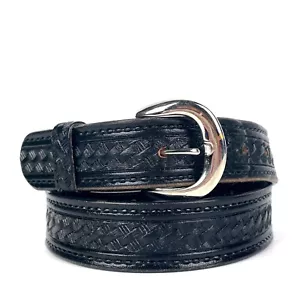 C.L. Men Black Leather Belt Sz 48 Width 1-3/8" Tooled Embossed Casual Cinturón - Foto 1 di 8