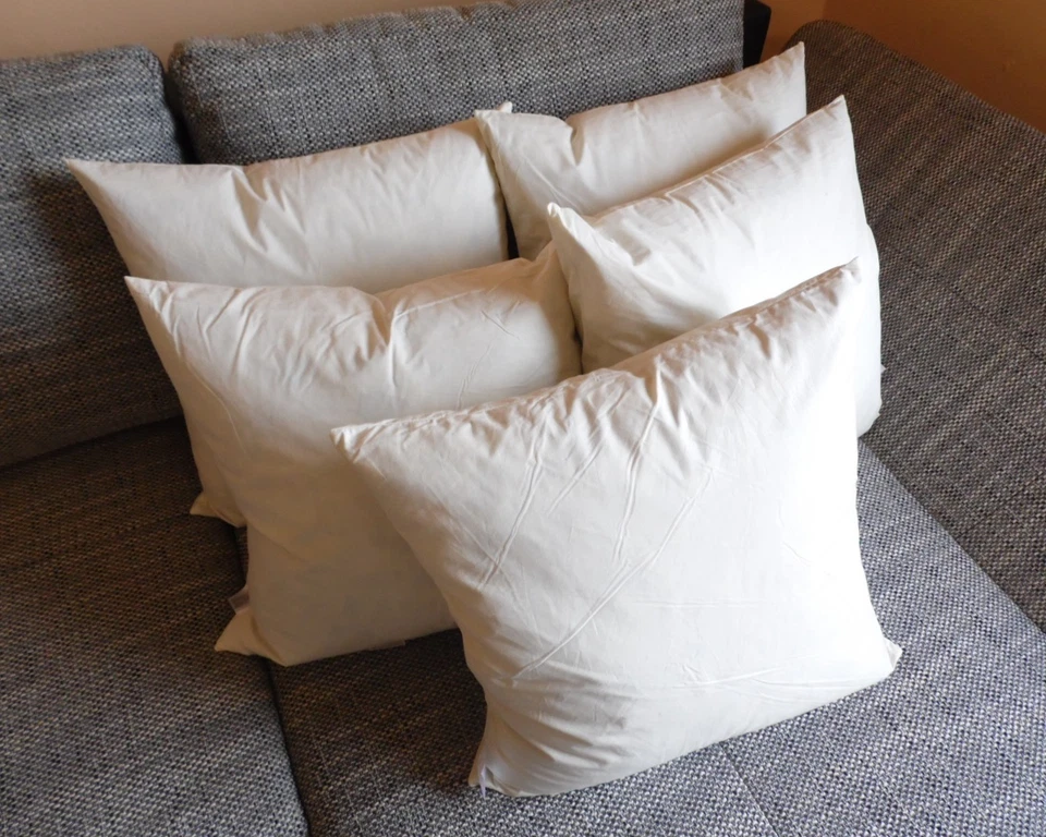 Sofakissen Dekokissen Federkissen Couchkissen mit Federfüllung !!! 50 x 50 cm    - Bild 1 von 1