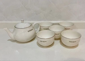 Set teiera e tazze Yves Saint Laurent ceramica design semplice bianco con scatola nuovo - Foto 1 di 5