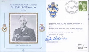 Cubierta firmada RAF CDR21 MRAF Sir Keith Williamson - Imagen 1 de 1
