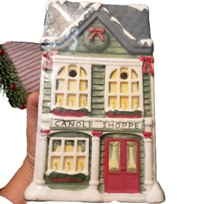 Yankee Candle Calentador de Cera Quemador de Tarta Casa de Navidad Tienda de Velas  Foto 1 de 4