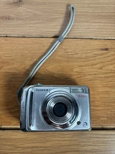 Fujifilm Finepix A800 8.3MP Digital Camera - Silver Not Working Broken - Picture 1 of 12