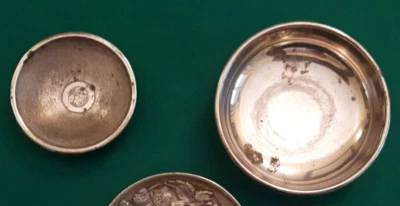 Lotto due piattini posacenere silver plated anni 30 secolo scorso - Immagine 1 di 4