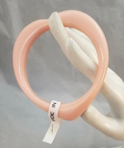Heart Shaped Light Pink Lucite Bangle Bracelet Made in Japan New Old Stock NICE - Picture 1 of 8