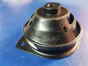 Mercedes W108 – W113 Engine Mount large left - 180 223 09 12, 1802230912 - Picture 1 of 6