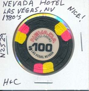 $100 CASINO CHIP - NEVADA HOTEL LAS VEGAS NV 1980's H&C #N2529 NICE CHIP! L@@K! - Picture 1 of 2