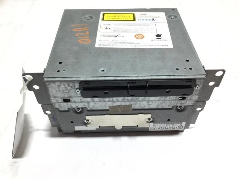 BMW X3 AM FM 2010-2013 receptor y reproductor de CD con navegación 82 k 20265 Foto 1 de 4