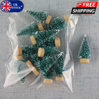 12pcs/Set Green Wooden Mini Desktop Christmas Tree Miniature Christmas Decor - Image 1 of 4