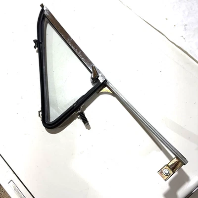 1971-1995 Chevrolet G-Series vent glass RH (passenger wing window) G10, G20, G30 - Image 1 of 4