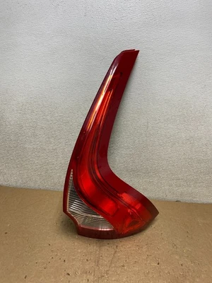 Luz trasera derecha pasajero Volvo XC60 2009-2011 OEM V0316 DW Foto 1 de 4