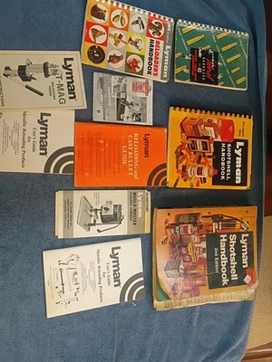 Lote de 9 manuales Lyman, escopeta de recarga, carga de bozal, rifle Foto 1 de 4