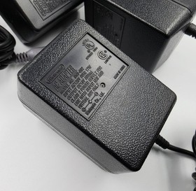 Genuine "VIRTUAL BOY ONLY" POWER SUPPLY Adapter 10v 850mA SNS-002 OEM Authentic