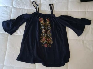 Donna vive per essere viziata spalle scoperte manica 3/4 ricamo floreale medio - Foto 1 di 6