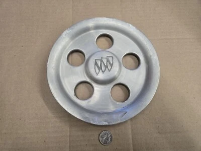 Buick OEM 1992-1999 LeSabre Park Avenue Center Cap Machined 9592813 - Image 1 of 4