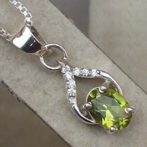4.30ct Oval Cut Natural Peridot & Diamond Pendant 18k White Gold Plated No Chain - Picture 1 of 11