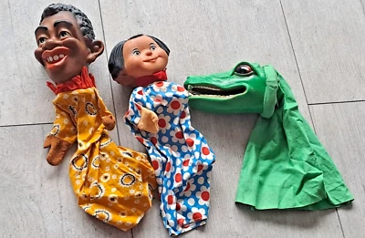 Handpuppen 3 Stück Gummiköpfe Mann Frau Krokodil Vintage Länge ca. 30cm - Bild 1 von 4