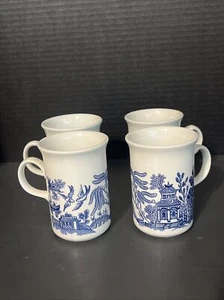 Set of 4 Vintage Churchill England Blue Willow Tall Tea or Coffee Mugs - Picture 1 of 7