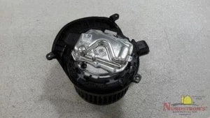 2023 GMC Yukon Front A/C Heater Blower Motor - Bild 1 von 12