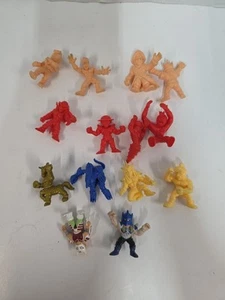 m.u.s.c.l.e. figurine uomo lotto di 14 rare oro e dipinte 2005 S.T.A Muscle Men - Foto 1 di 16